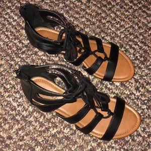 American Eagle Black Gladiator Sandals